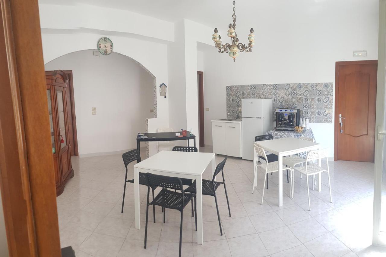 B&B La Costa Di Naxos Giardini Naxos Kültér fotó