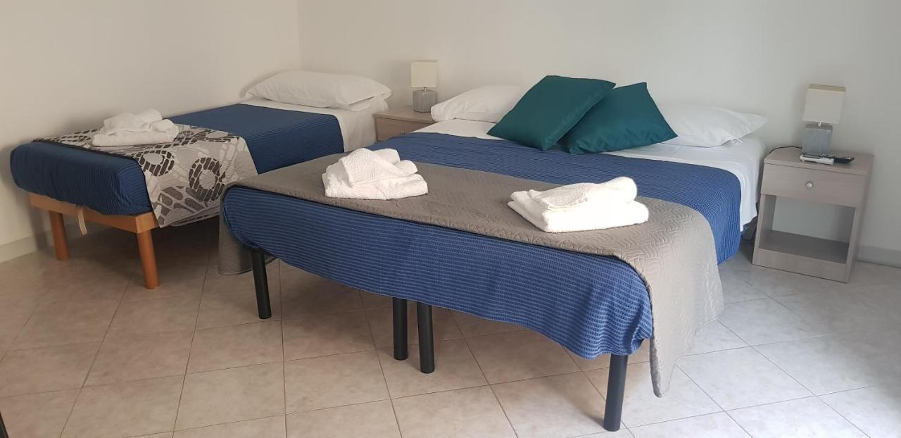 B&B La Costa Di Naxos Giardini Naxos Kültér fotó