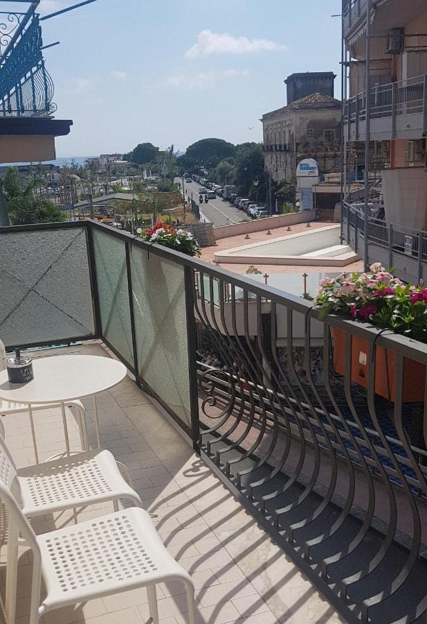 B&B La Costa Di Naxos Giardini Naxos Kültér fotó
